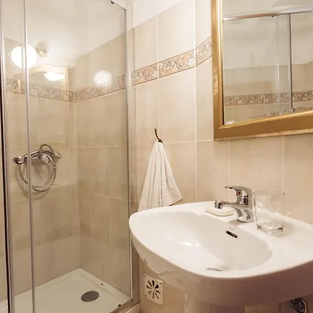 Conde Távora Casa de hóspedes 3*